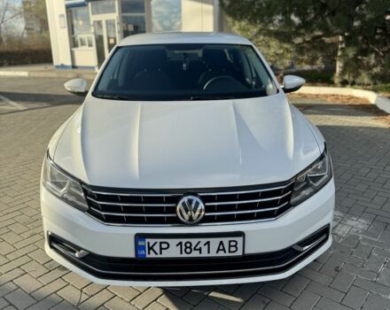 Белый Фольксваген Пассат, объемом двигателя 1.8 л и пробегом 107 тыс. км за 12300 $, фото 2 на Automoto.ua