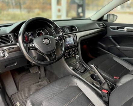 Белый Фольксваген Пассат, объемом двигателя 1.8 л и пробегом 165 тыс. км за 12199 $, фото 20 на Automoto.ua