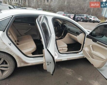 Белый Фольксваген Пассат, объемом двигателя 1.8 л и пробегом 182 тыс. км за 13500 $, фото 14 на Automoto.ua