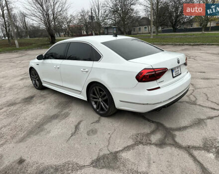 Белый Фольксваген Пассат, объемом двигателя 1.8 л и пробегом 193 тыс. км за 11500 $, фото 15 на Automoto.ua