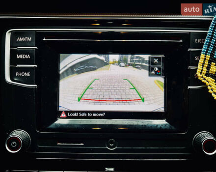 Білий Фольксваген Пассат, об'ємом двигуна 1.8 л та пробігом 214 тис. км за 11700 $, фото 16 на Automoto.ua