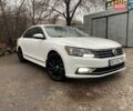 Белый Фольксваген Пассат, объемом двигателя 1.8 л и пробегом 175 тыс. км за 13600 $, фото 3 на Automoto.ua