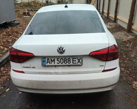 Белый Фольксваген Пассат, объемом двигателя 1.8 л и пробегом 182 тыс. км за 13500 $, фото 1 на Automoto.ua