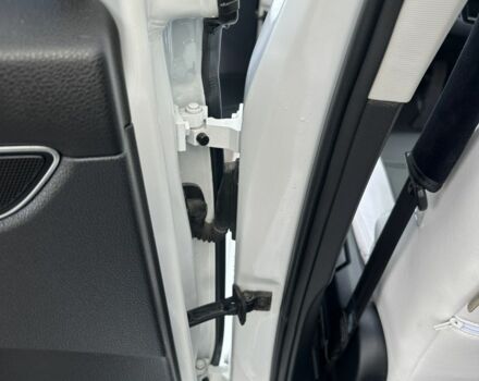 Белый Фольксваген Пассат, объемом двигателя 1.8 л и пробегом 107 тыс. км за 286 $, фото 9 на Automoto.ua