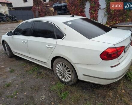 Білий Фольксваген Пассат, об'ємом двигуна 1.8 л та пробігом 101 тис. км за 13500 $, фото 16 на Automoto.ua