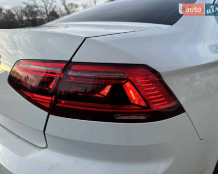 Фольксваген Пассат 2016 в Одессе на Automoto.ua Белый Фольксваген Пассат, объемом двигателя 1.4 л и пробегом 235 тыс. км за 17500 $, фото 6 на Automoto.ua