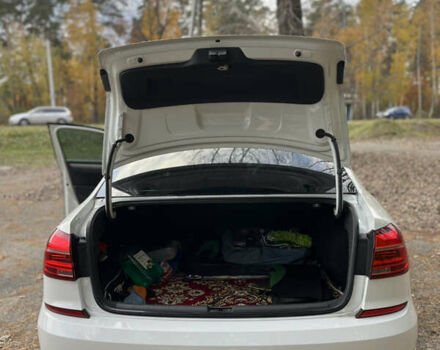 Фольксваген Пассат 2016 в Киеве на Automoto.ua Белый Фольксваген Пассат, объемом двигателя 1.8 л и пробегом 160 тыс. км за 11000 $, фото 18 на Automoto.ua