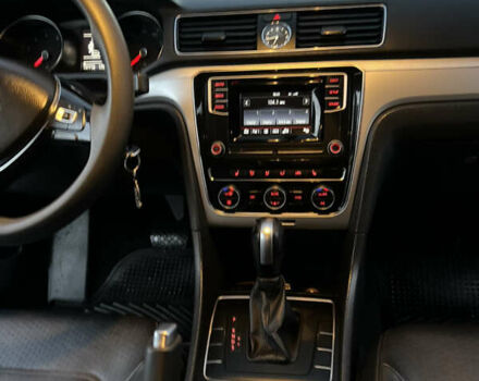 Белый Фольксваген Пассат, объемом двигателя 1.8 л и пробегом 137 тыс. км за 11900 $, фото 27 на Automoto.ua