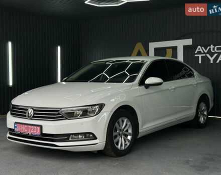 Белый Фольксваген Пассат, объемом двигателя 2 л и пробегом 230 тыс. км за 14900 $, фото 6 на Automoto.ua