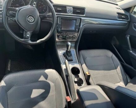 Белый Фольксваген Пассат, объемом двигателя 1.8 л и пробегом 73 тыс. км за 2500 $, фото 6 на Automoto.ua