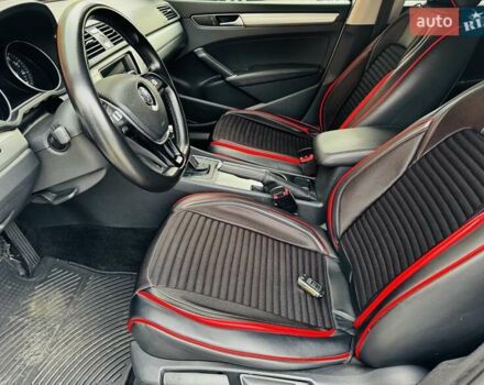 Белый Фольксваген Пассат, объемом двигателя 1.8 л и пробегом 205 тыс. км за 9100 $, фото 19 на Automoto.ua