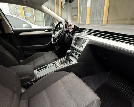 Белый Фольксваген Пассат, объемом двигателя 1.97 л и пробегом 260 тыс. км за 14500 $, фото 15 на Automoto.ua