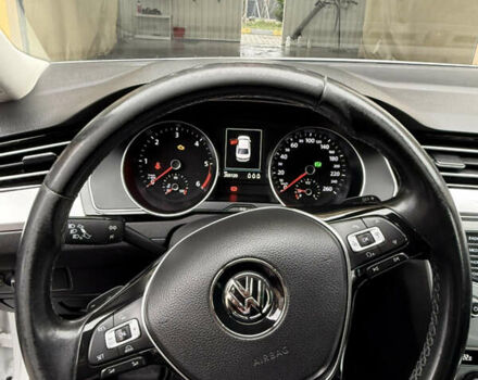 Белый Фольксваген Пассат, объемом двигателя 1.97 л и пробегом 260 тыс. км за 14500 $, фото 8 на Automoto.ua