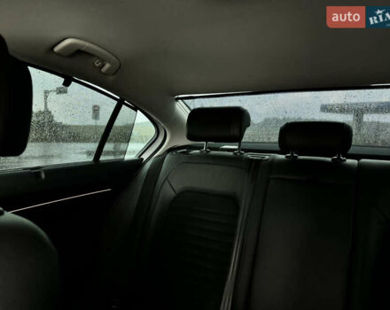 Белый Фольксваген Пассат, объемом двигателя 1.97 л и пробегом 206 тыс. км за 25000 $, фото 21 на Automoto.ua