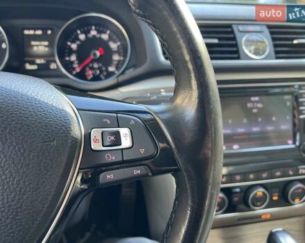 Фольксваген Пассат 2017 в Львове на Automoto.ua Белый Фольксваген Пассат, объемом двигателя 1.8 л и пробегом 78 тыс. км за 15750 $, фото 26 на Automoto.ua