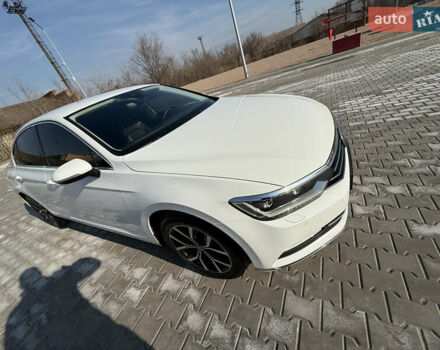 Білий Фольксваген Пассат, об'ємом двигуна 1.97 л та пробігом 250 тис. км за 19000 $, фото 18 на Automoto.ua