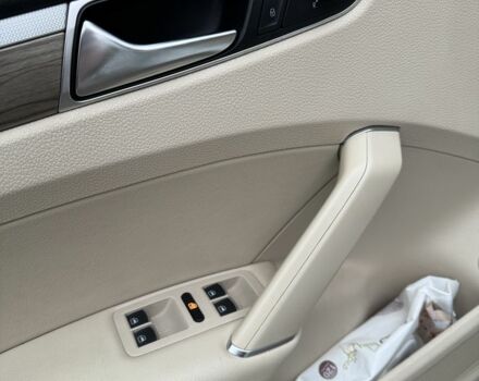 Белый Фольксваген Пассат, объемом двигателя 1.8 л и пробегом 178 тыс. км за 14000 $, фото 12 на Automoto.ua