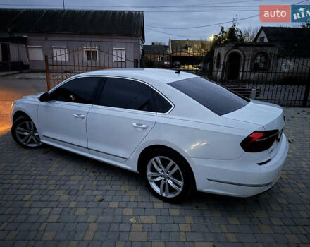 Белый Фольксваген Пассат, объемом двигателя 1.8 л и пробегом 185 тыс. км за 12650 $, фото 10 на Automoto.ua