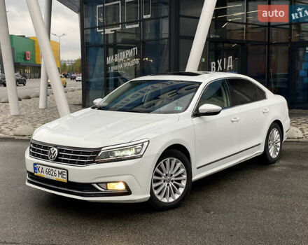 Белый Фольксваген Пассат, объемом двигателя 1.8 л и пробегом 198 тыс. км за 11990 $, фото 4 на Automoto.ua