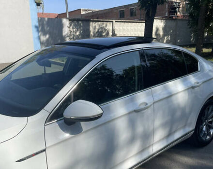 Белый Фольксваген Пассат, объемом двигателя 1.97 л и пробегом 123 тыс. км за 23499 $, фото 9 на Automoto.ua