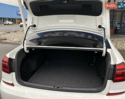 Белый Фольксваген Пассат, объемом двигателя 1.8 л и пробегом 198 тыс. км за 11990 $, фото 29 на Automoto.ua