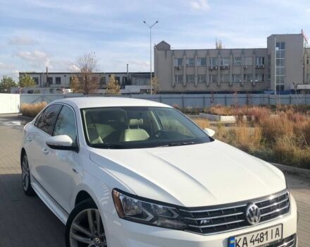 Белый Фольксваген Пассат, объемом двигателя 1.8 л и пробегом 125 тыс. км за 14600 $, фото 22 на Automoto.ua