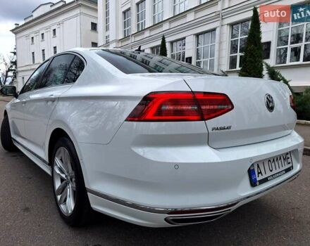 Белый Фольксваген Пассат, объемом двигателя 2 л и пробегом 200 тыс. км за 22500 $, фото 64 на Automoto.ua
