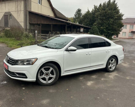 Белый Фольксваген Пассат, объемом двигателя 1.8 л и пробегом 203 тыс. км за 9900 $, фото 2 на Automoto.ua