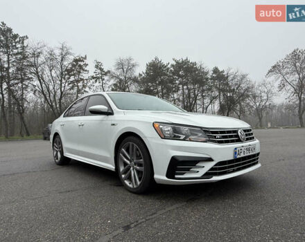 Білий Фольксваген Пассат, об'ємом двигуна 1.98 л та пробігом 135 тис. км за 16000 $, фото 3 на Automoto.ua