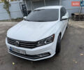 Белый Фольксваген Пассат, объемом двигателя 1.8 л и пробегом 185 тыс. км за 12650 $, фото 2 на Automoto.ua