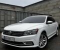 Белый Фольксваген Пассат, объемом двигателя 1.8 л и пробегом 185 тыс. км за 13000 $, фото 1 на Automoto.ua