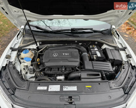 Белый Фольксваген Пассат, объемом двигателя 1.8 л и пробегом 150 тыс. км за 14600 $, фото 41 на Automoto.ua