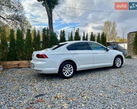 Белый Фольксваген Пассат, объемом двигателя 1.97 л и пробегом 240 тыс. км за 17900 $, фото 96 на Automoto.ua