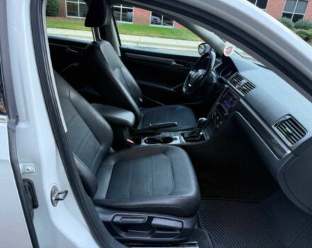 Білий Фольксваген Пассат, об'ємом двигуна 1.8 л та пробігом 59 тис. км за 2550 $, фото 8 на Automoto.ua