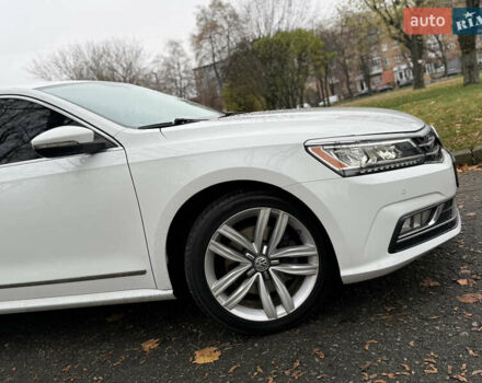 Белый Фольксваген Пассат, объемом двигателя 1.8 л и пробегом 150 тыс. км за 14600 $, фото 9 на Automoto.ua