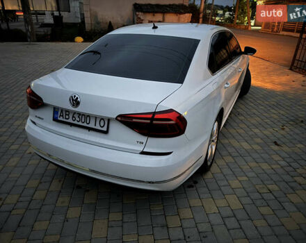 Белый Фольксваген Пассат, объемом двигателя 1.8 л и пробегом 185 тыс. км за 12650 $, фото 13 на Automoto.ua