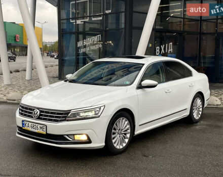 Белый Фольксваген Пассат, объемом двигателя 1.8 л и пробегом 198 тыс. км за 11950 $, фото 2 на Automoto.ua