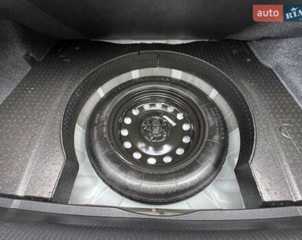 Білий Фольксваген Пассат, об'ємом двигуна 0 л та пробігом 175 тис. км за 13500 $, фото 18 на Automoto.ua