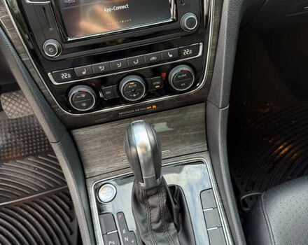 Фольксваген Пассат 2017 в Львове на Automoto.ua Белый Фольксваген Пассат, объемом двигателя 2 л и пробегом 88 тыс. км за 15900 $, фото 17 на Automoto.ua