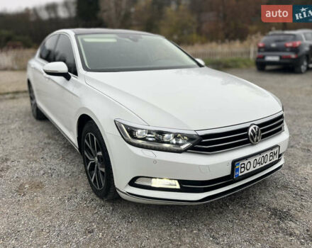 Белый Фольксваген Пассат, объемом двигателя 2 л и пробегом 168 тыс. км за 22700 $, фото 2 на Automoto.ua