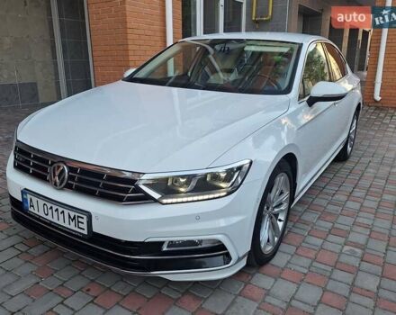 Белый Фольксваген Пассат, объемом двигателя 2 л и пробегом 200 тыс. км за 22500 $, фото 5 на Automoto.ua