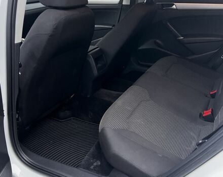 Белый Фольксваген Пассат, объемом двигателя 1.8 л и пробегом 185 тыс. км за 13000 $, фото 8 на Automoto.ua