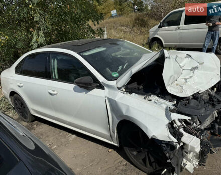 Белый Фольксваген Пассат, объемом двигателя 1.98 л и пробегом 163 тыс. км за 4500 $, фото 2 на Automoto.ua