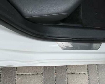 Белый Фольксваген Пассат, объемом двигателя 2 л и пробегом 200 тыс. км за 15300 $, фото 18 на Automoto.ua