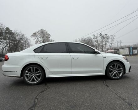 Білий Фольксваген Пассат, об'ємом двигуна 2 л та пробігом 135 тис. км за 15500 $, фото 5 на Automoto.ua