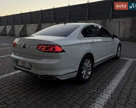 Белый Фольксваген Пассат, объемом двигателя 1.97 л и пробегом 260 тыс. км за 17750 $, фото 5 на Automoto.ua