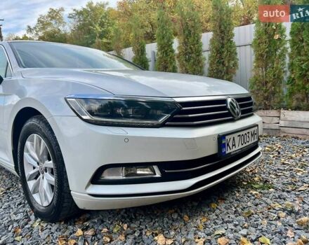 Белый Фольксваген Пассат, объемом двигателя 1.97 л и пробегом 240 тыс. км за 17900 $, фото 26 на Automoto.ua