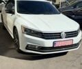 Белый Фольксваген Пассат, объемом двигателя 1.8 л и пробегом 216 тыс. км за 9993 $, фото 1 на Automoto.ua