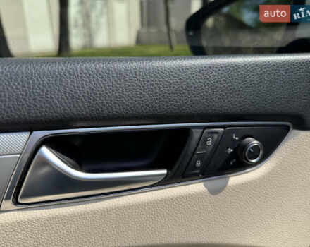 Белый Фольксваген Пассат, объемом двигателя 1.8 л и пробегом 78 тыс. км за 13800 $, фото 34 на Automoto.ua