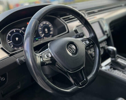 Белый Фольксваген Пассат, объемом двигателя 2 л и пробегом 320 тыс. км за 16900 $, фото 16 на Automoto.ua